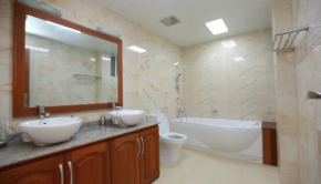 LUXURY PALM VILLAGE APARTMENT